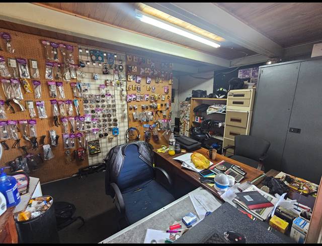 581M² BUSINESS FOR SALE IN VANDERBIJLPARK CE